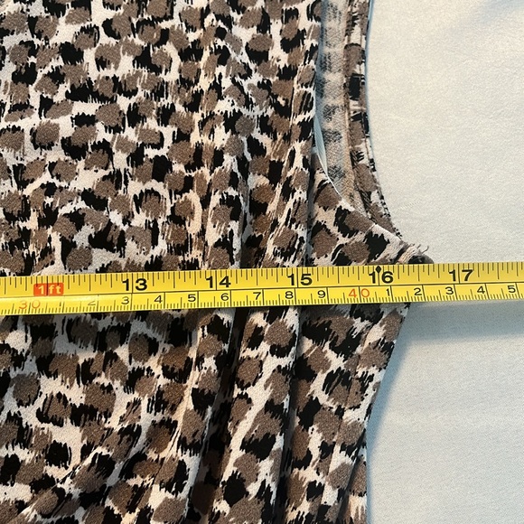 Ann Taylor Sleeveless Blouse - Picture 5 of 9